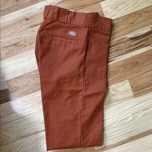 Dickies Brown Chinos Classic Style